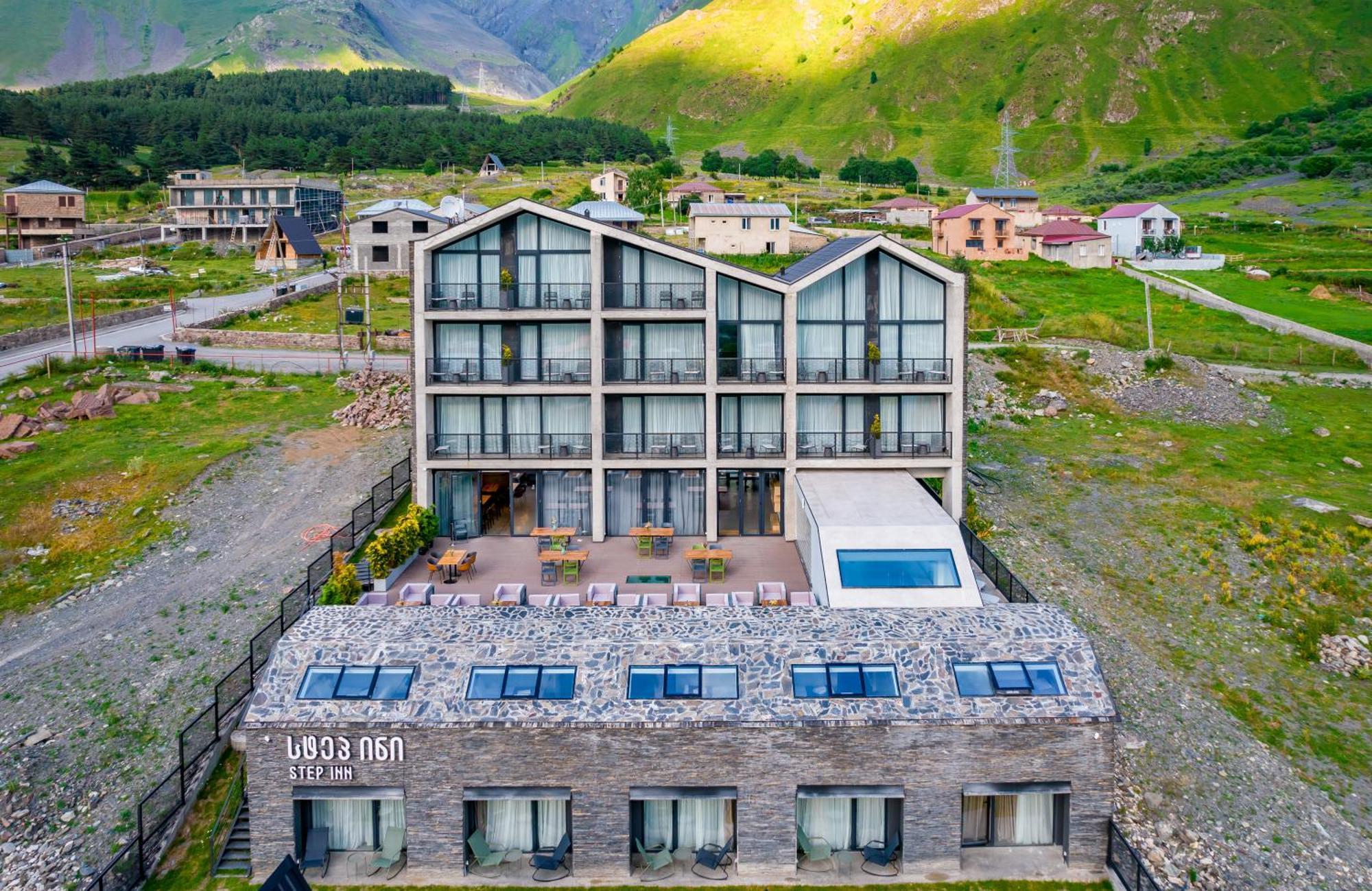 Step Inn - Kazbegi Exterior foto